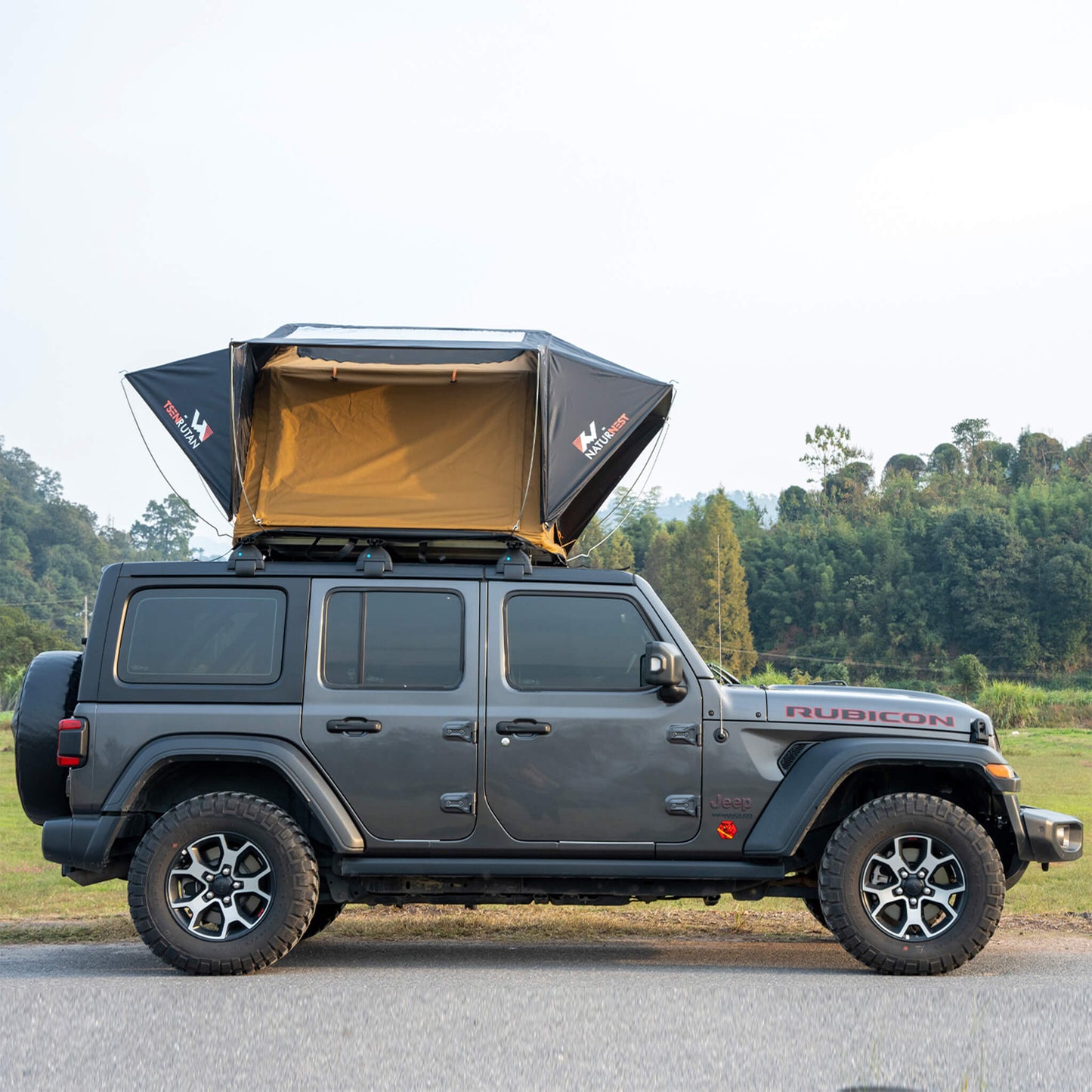 Naturnest Andromeda Khaki Soft-Shell Rooftop Tent With Large Panoramic Skylight & YKK Doors (SAK72384)
