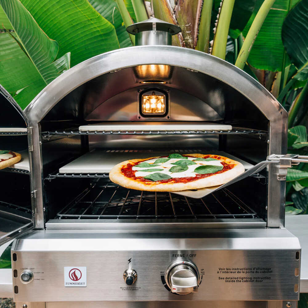 Summerset 60" Outdoor Freestanding Gas Pizza Oven [SS-OVFS-LP/NG] (SAK17543)