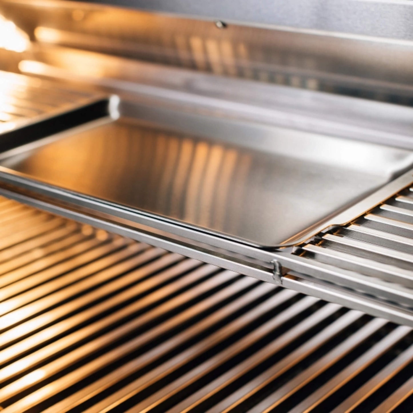 TrueFlame Luxury Built-In Gas Stainless Steel Grills [TF25/32/40] (SAK30587)