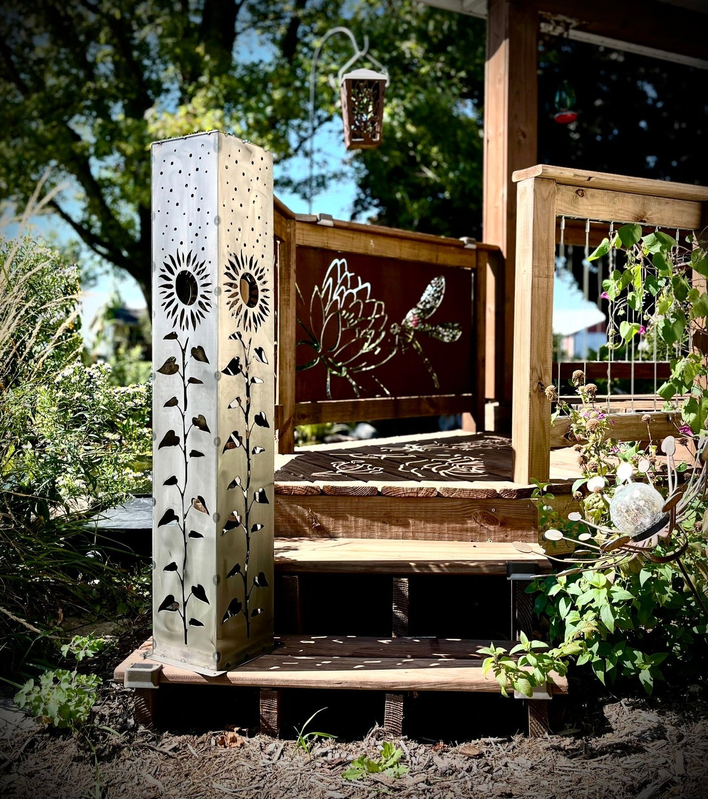 XL Square Sunflower Solar Pillar | Multiple Sizes